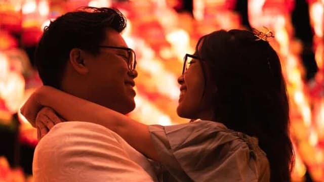 Celebrate Valentine's Day 2026 in Houston with Radiant Romance at the Botanic Garden, Cupid Cruises on the Bayou, or the Battle of the Sexes comedy show!